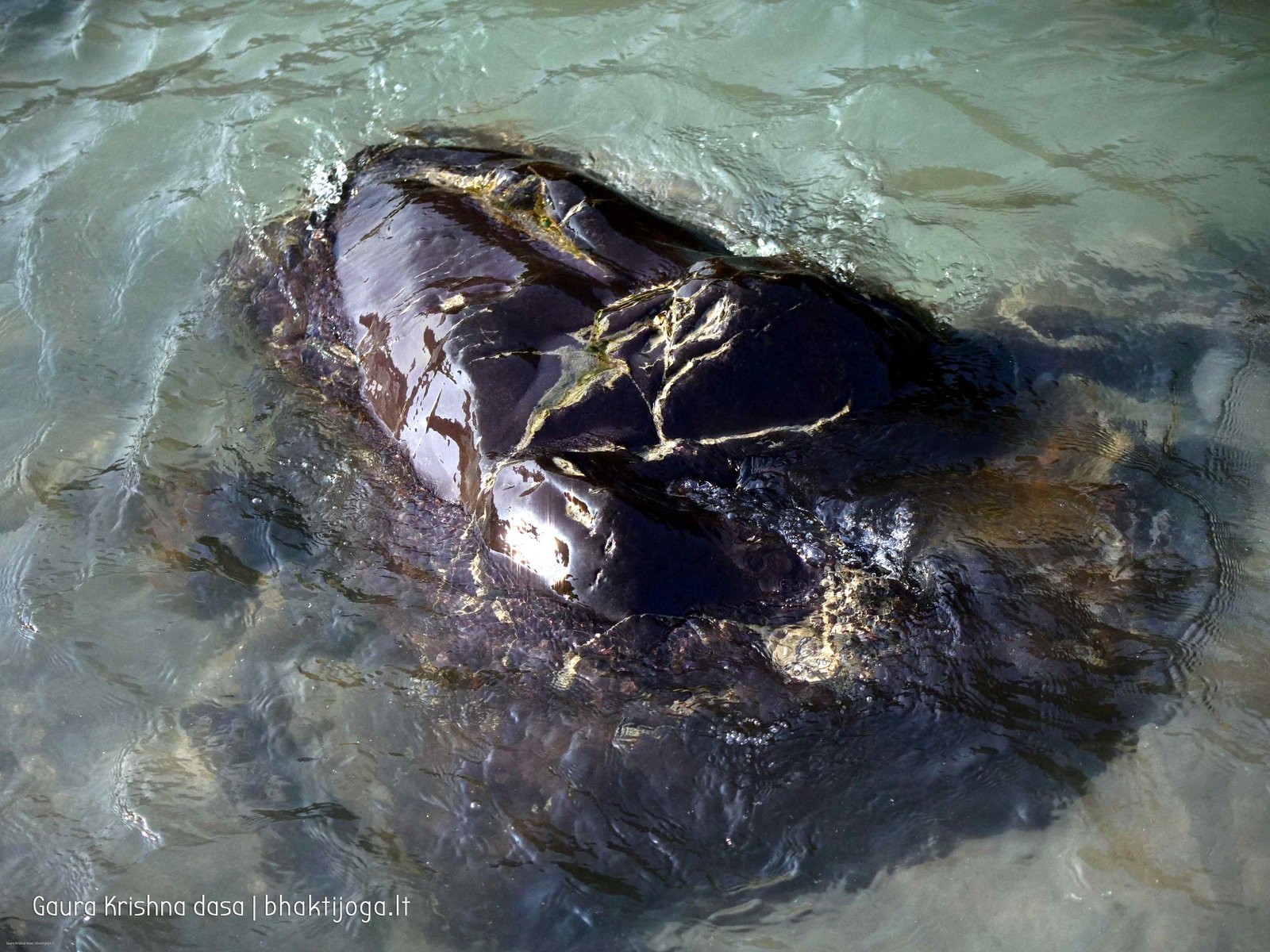 19 stones in sacred rivers 2020 02 20