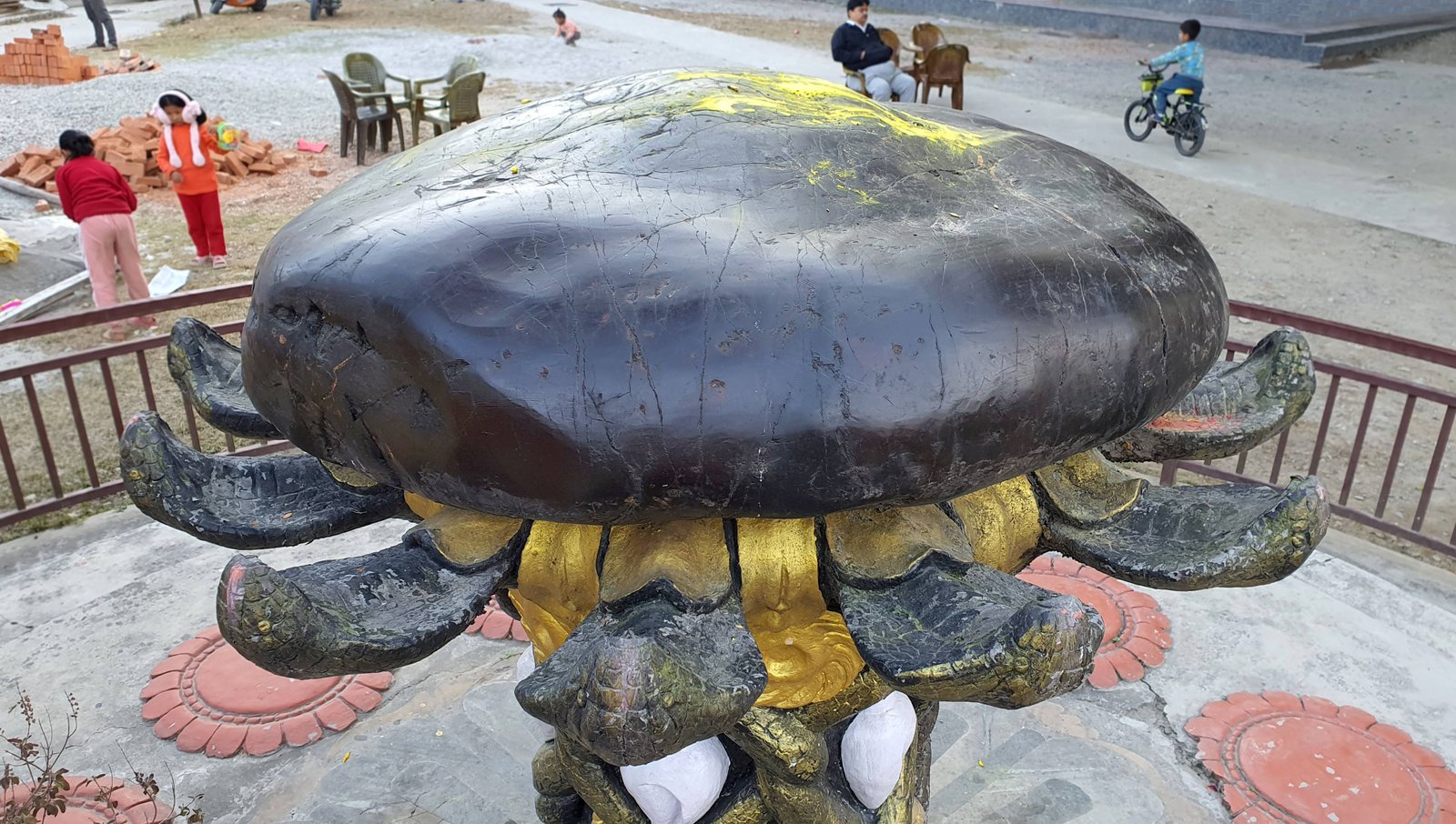 35 gupteshwara cave pokhara nepal 2023 12 30