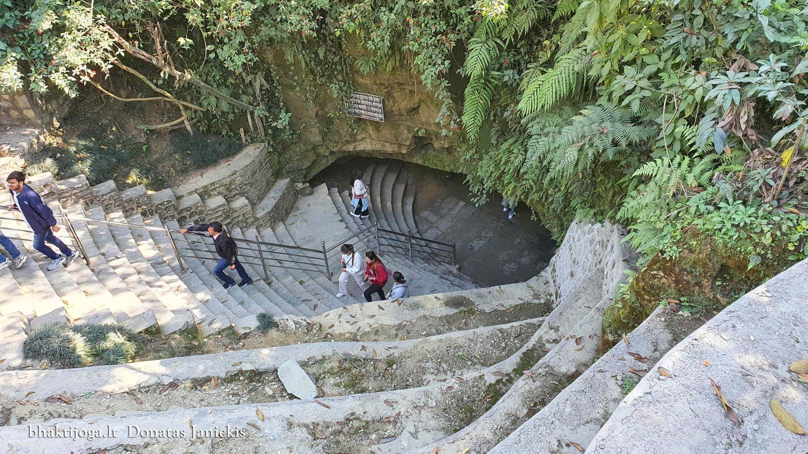 1 mahendra cave pokhara 2024 01 01