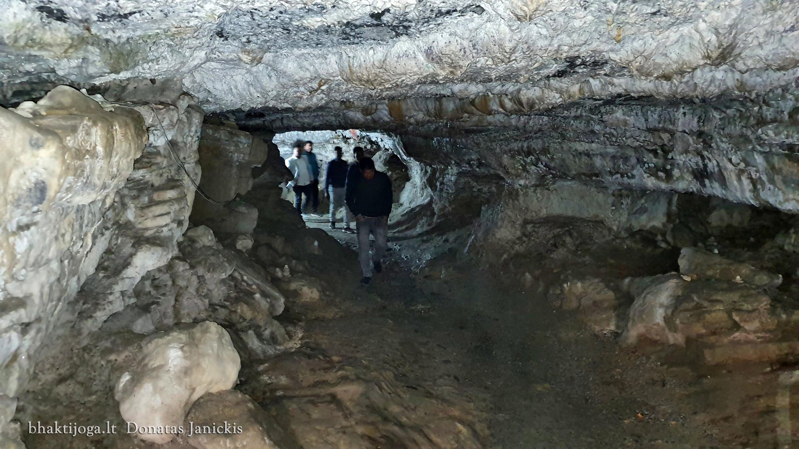 4 mahendra cave pokhara 2024 01 01