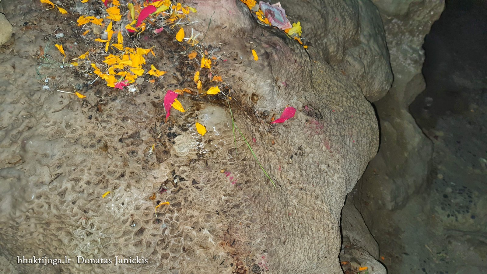 6 mahendra cave pokhara 2024 01 01